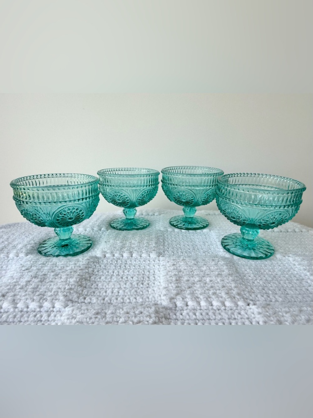 The Pioneer Woman Adeline 10-ounce turquoise glass sundae ice cream dessert cups - Picture 2 of 10